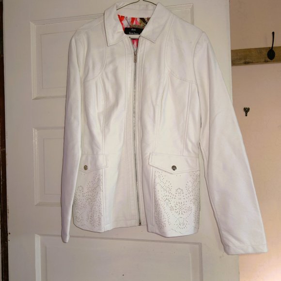 NWOT Dennis Basso Cream Color Faux Leather Perforated Zip Front Jacket Size M - Picture 1 of 7